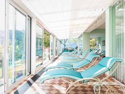 Hotels am See - Uferweg - Österreich - Gemütliche Liegen im SPA-Bereich - Seeglück Hotel Forelle**** S Millstatt