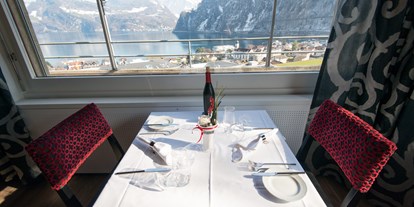 Hotels am See - Vierwaldstättersee - Innenbereich Restaurant Saal - Panoramahotel-Restaurant Roggerli