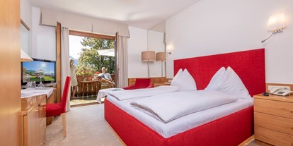 Hotels am See - Umgebungsschwerpunkt: Berg - Wolfgangsee - Standard Doppelzimmer mit Südbalkon - Hotel Furian