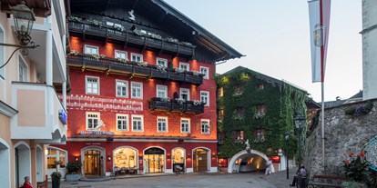 Hotels am See - Art des Seezugangs: hoteleigener Steg - Romantik Hotel Im Weissen Rössl am Wolfgangsee