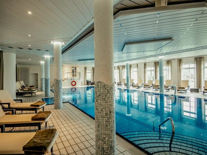 Hotels am See - Parkplatz - Schwimmbad - Bornmühle