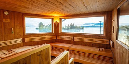 Hotels am See - Art des Seezugangs: öffentlicher Seezugang - Sauna mit Seeblick  - Hotel Sommer