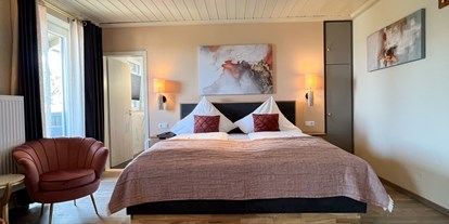 Hotels am See - Art des Seezugangs: Strandbad - Deutschland - Hotel Schlossblick Chiemsee