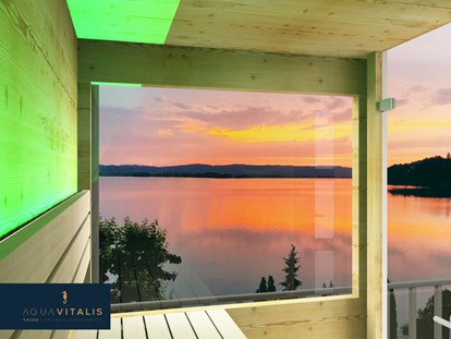 Hotels am See - WLAN - Blick von der eigenen privaten Aussen-Sauna auf den Kochelsee. - Seehaus Apartments am Kochelsee