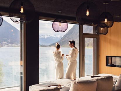 Hotels am See - Art des Seezugangs: hoteleigener Steg - Seehotel Einwaller
