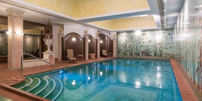 Hotels am See - Pools: Außenpool nicht beheizt - Schweiz - Hallenbad - Sunstar Hotel Brissago - Sunstar Hotel Brissago