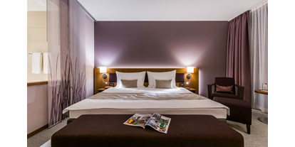 Hotels am See - Garten mit Seezugang - Schweiz - Doppelzimmer im Haupthaus - Deltapark Vitalresort
