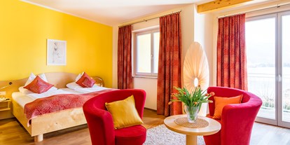 Hotels am See - Liegewiese direkt am See - Kärnten - Superior Junior Suite Panoramablick - Erwachsenenhotel "das Moser - Hotel am See"