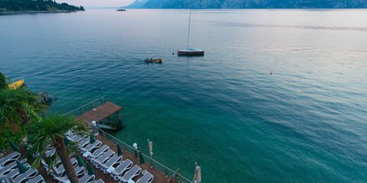 Hotels am See - Art des Seezugangs: hoteleigener Steg - Venetien - Blick auf den See - Hotel Venezia