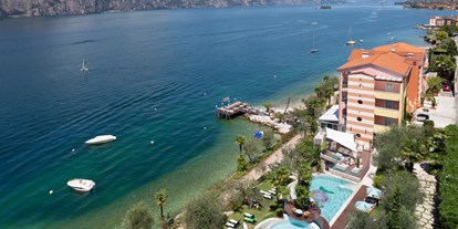 Hotels am See - Hotel unmittelbar am See - Venetien - Eine strategische Position, um alle Hoteldienstleistungen und die verschiedenen Möglichkeiten des Gardasees optimal zu nutzen.  - Belfiore Park Hotel