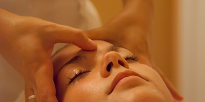 Hotels am See - Wellnessbereich - Italien - Spezialisierten Zentrum auf Massagen und Behandlungen
für „Körper, Geist und Seele“ Wohl.
 - Belfiore Park Hotel