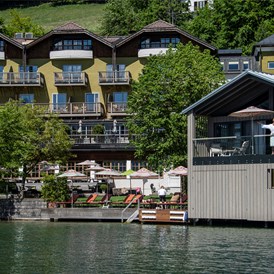 Urlaub am See: Hotel Cortisen & Bootshaus - Cortisen am See****s