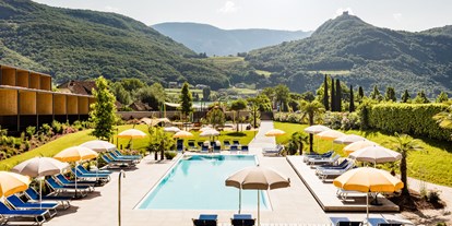 Hotels am See - Pools: Innenpool - Trentino-Südtirol - Hotel THALHOF am See