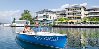 Hotels am See - Liegewiese direkt am See - Feld am See - Bootsfahrt am Millstätter See - Seeglück Hotel Forelle**** S Millstatt