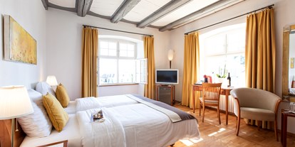 Hotels am See - Art des Seezugangs: Strandbad - Sitterdorf - Doppelzimmer 'Deluxe' - Hotel de Charme Römerhof