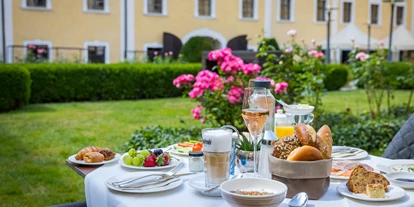 Hotels am See - Abendmenü: à la carte - Seeblick (Straß im Attergau) - Schlosshotel Mondsee