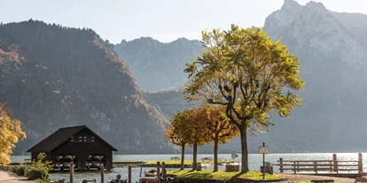 Hotels am See - Umgebungsschwerpunkt: Berg - Oberösterreich - Traunkirchen mit Badeinsel - Post am See