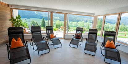 Hotels am See - Art des Seezugangs: hoteleigener Strand - Ruheraum Bereich Sauna und Entspannen - Wiesenhof****