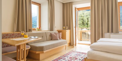 Hotels am See - Garten mit Seezugang - Weissensee - Ferienhof NeusacherMoser