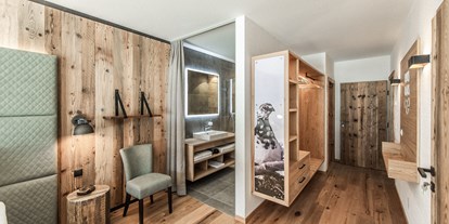 Hotels am See - Unterkunftsart: Ferienhaus - Jenig - Alle Schlafzimmer im ersten Stock mit Seeblick - Im Franzerl am Weissensee