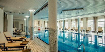 Hotels am See - Balkon - Schwimmbad - Bornmühle