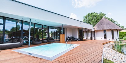 Hotels am See - Liegewiese direkt am See - Burgenland - Relax-Outdoor-Pool - VILA VITA Pannonia