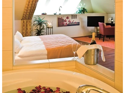 Hotels am See - Garten mit Seezugang - Burgenland - Adebar - Suite - VILA VITA Pannonia