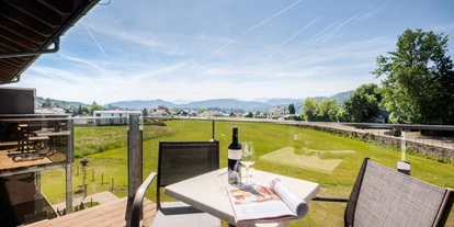 Hotels am See - Klassifizierung: 4 Sterne - Fresnach - Ausblick vom Balkon - Seehotel Das JO.