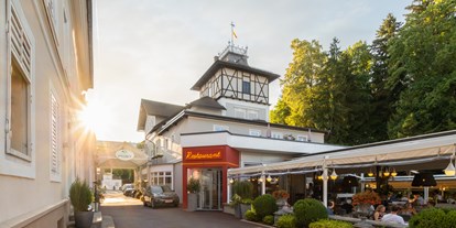 Hotels am See - Liegewiese direkt am See - Seigbichl - Hotel Post | Restaurant Wrannissimo - Hotel Post Wrann