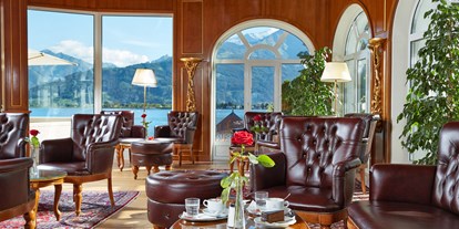 Hotels am See - Liegewiese direkt am See - Hof (Saalfelden am Steinernen Meer) - Seebar - GRAND HOTEL ZELL AM SEE