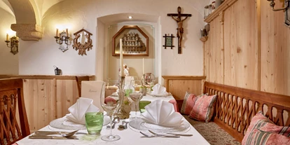 Hotels am See - Art des Seezugangs: Strandbad - Krössenbach - Restaurant / Romantikstube - RomantikHotel Zell Am See