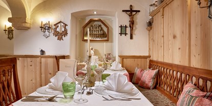 Hotels am See - Bettgrößen: Doppelbett - Weikersbach - Restaurant / Romantikstube - RomantikHotel Zell Am See