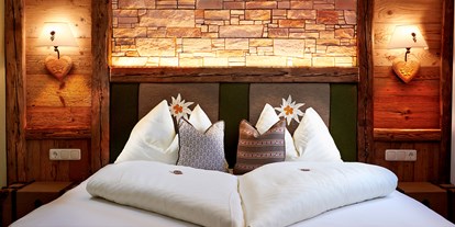 Hotels am See - Bettgrößen: Doppelbett - Hohlwegen - Romantikthemenzimmer - RomantikHotel Zell Am See