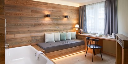 Hotels am See - Bettgrößen: Doppelbett - PLZ 5700 (Österreich) - Altholzsuite Pinzgauer  - RomantikHotel Zell Am See