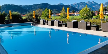 Hotels am See - Uferweg - Grän - Pool - Hotel Sommer