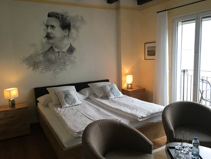 Hotels am See - Zimmer mit Seeblick - Agarone - Alle Zimmer am SEE mit Balkon - Art Hotel Posta al lago