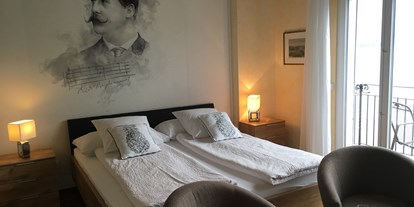 Hotels am See - Klimaanlage - PLZ 6614 (Schweiz) - Alle Zimmer am SEE mit Balkon - Art Hotel Posta al lago