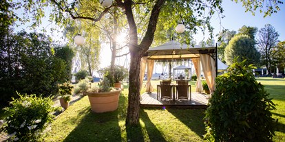Hotels am See - Garten mit Seezugang - Prutting - Yachthotel Chiemsee