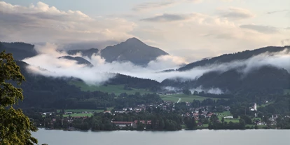Hotels am See - Umgebungsschwerpunkt: Berg - Bayern - Blick auf den Tegernsee
 - Hotel DAS TEGERNSEE