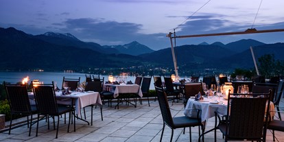 Hotels am See - Abendmenü: à la carte - Oberbayern - Terrasse Restaurant Senger  - Hotel DAS TEGERNSEE