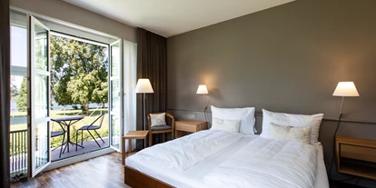 Hotels am See - Art des Seezugangs: öffentlicher Seezugang - Schweiz - Seesicht Zimmer - See & Park Hotel Feldbach