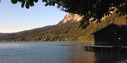 Hotels am See - Umgebungsschwerpunkt: See - Königswiesen (Sankt Georgen im Attergau) - Strandbad mit eigenem Bootshaus - Hotel Post
