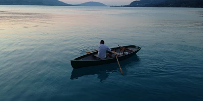 Hotels am See - Hunde: erlaubt - Wörzing - kostenloser Ruderboot Verleih für unsere Hotelgäste - Hotel Post