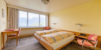 Hotels am See - Bettgrößen: Doppelbett - Thun - Doppelzimmer mit Seesicht - Hotel Sunnehüsi