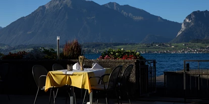 Hotels am See - Preisniveau: gehoben - Därligen - Seeterrasse - Hotel Restaurant Bellevue au Lac