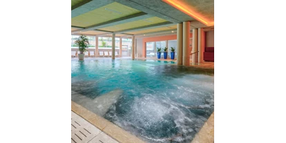 Hotels am See - Pools: Außenpool nicht beheizt - beheizt Hallenbad - Hotel Corte Valier