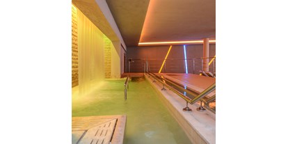 Hotels am See - Pools: Innenpool - Gardasee - Verona - Waterfall - Hotel Corte Valier