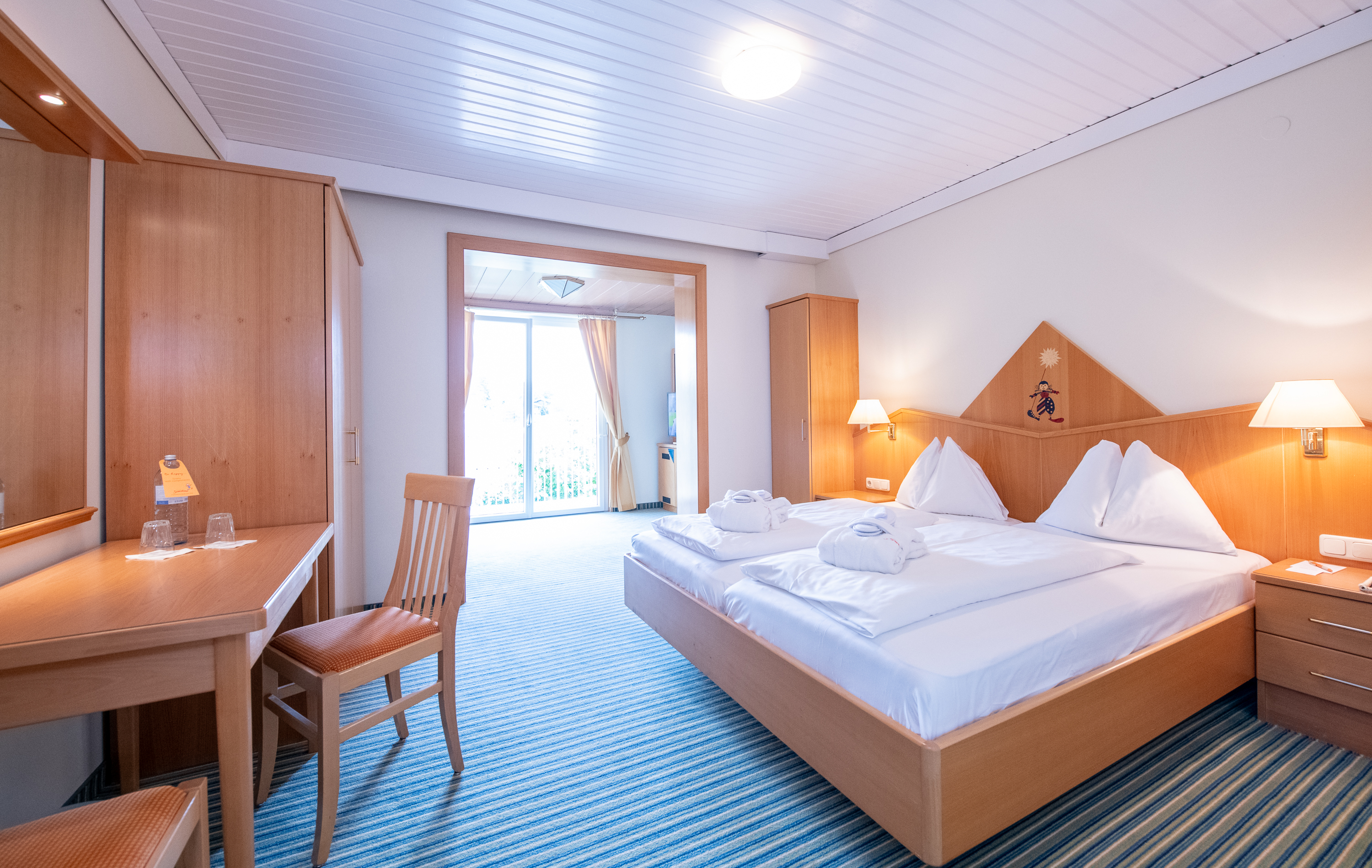 Urlaub am See: Familienappartement - Baby + Kinderhotel Sonnelino