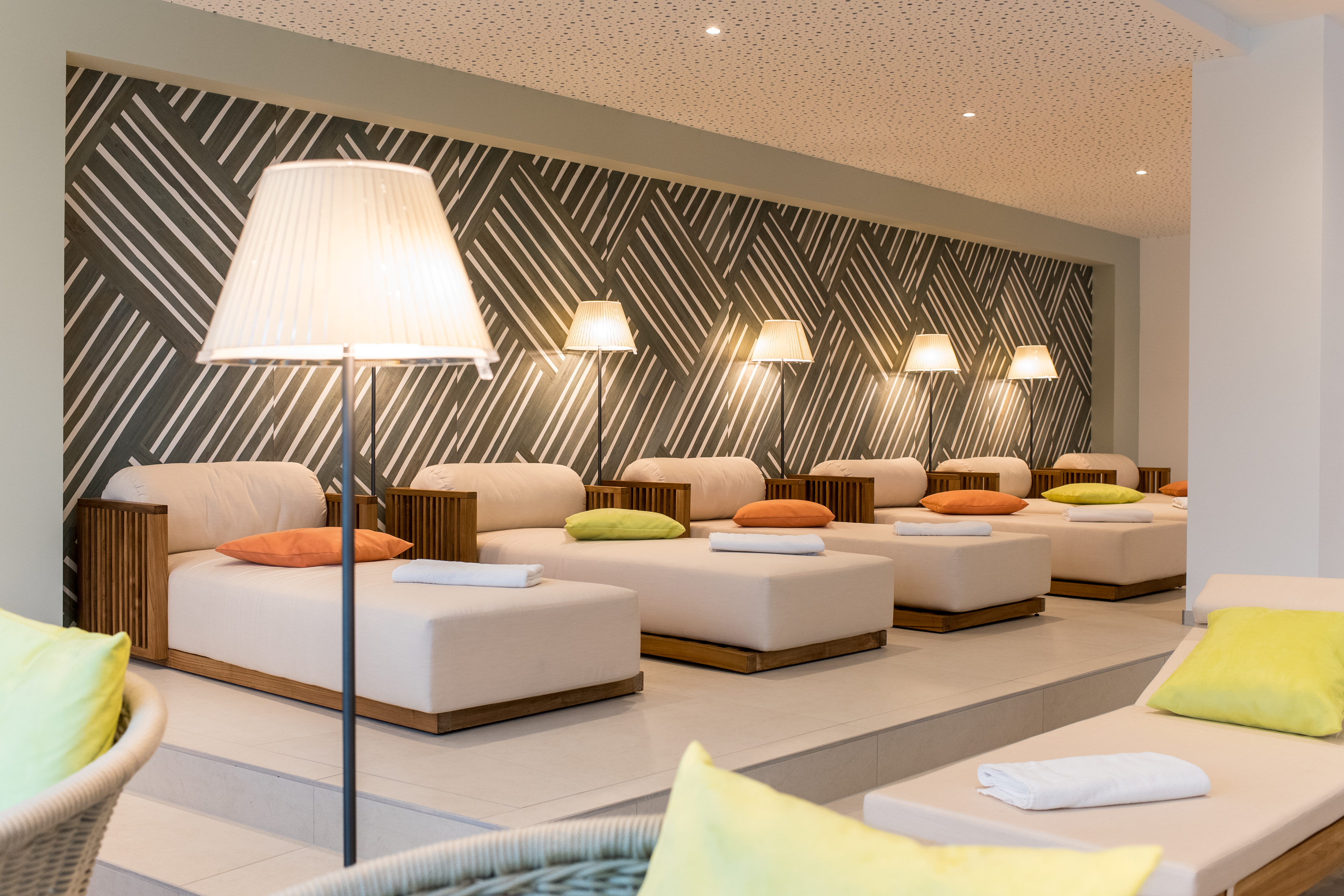 Urlaub am See: Wellnessbereich Sonne See Spa - Baby + Kinderhotel Sonnelino