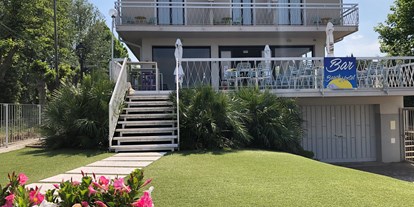 Hotels am See - Hunde am Strand erlaubt - Italien - Lake Garda Beach Hostel